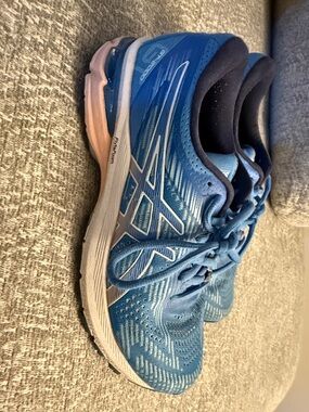 ASICS Women's Blue Running Shoes with Pink Heel Accent